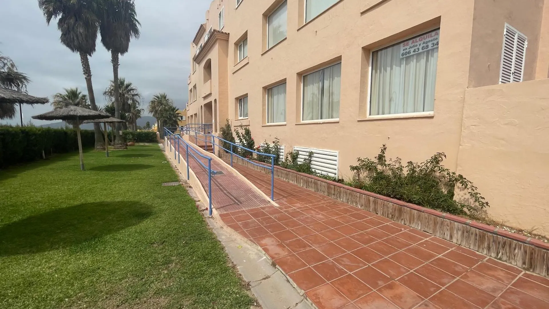 Apartment Apartamento 2 Dorm A 30 Mts De La Playa En Tarifa- Garaje Y Wifi Gratis